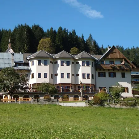 Haus Der Begegnung 2*