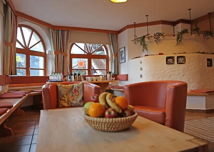 Haus Der Begegnung Hotel 2*